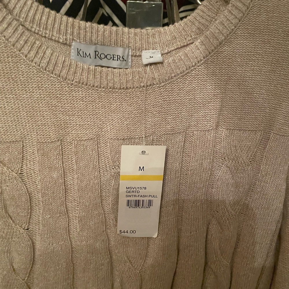 Ladies pullover sweater